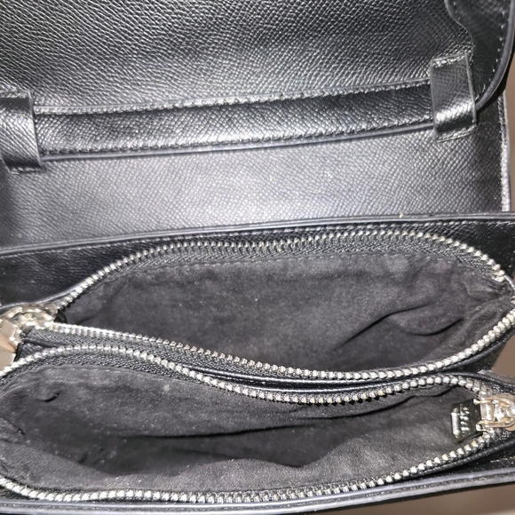 Steve Madden Black Studded Crossbody – Edgy & Stylish - Picture 7 of 8